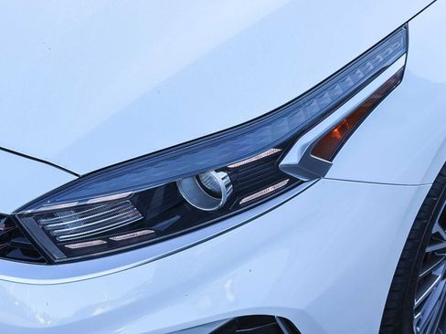 Used 2023 Kia Forte GT-Line w/ GT-Line Technology Package image 5