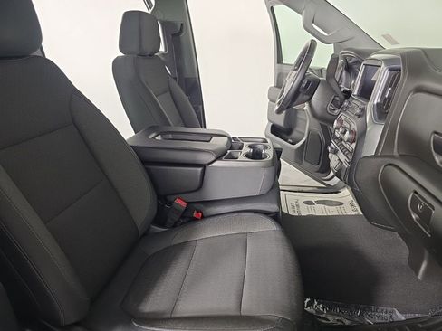 Used 2019 Chevrolet Silverado 1500 RST image 40