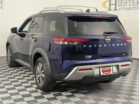 Used 2022 Nissan Pathfinder SL FWD image 5