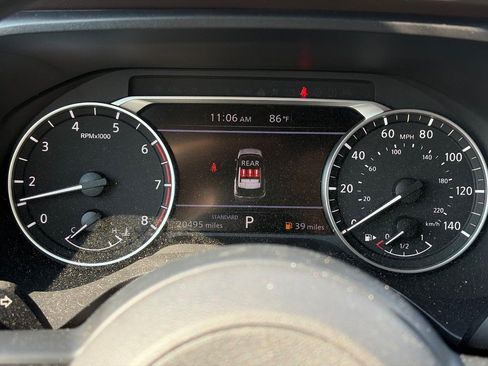 Used 2023 Nissan Rogue S FWD image 5