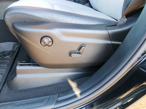 Used 2024 Dodge Durango GT image 20