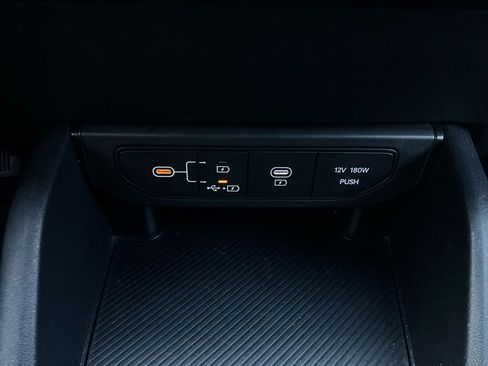 Used 2025 Kia K4 LXS image 26