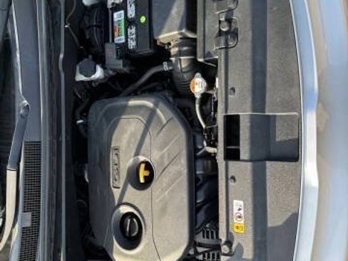 Used 2016 Kia Soul + FWD image 7