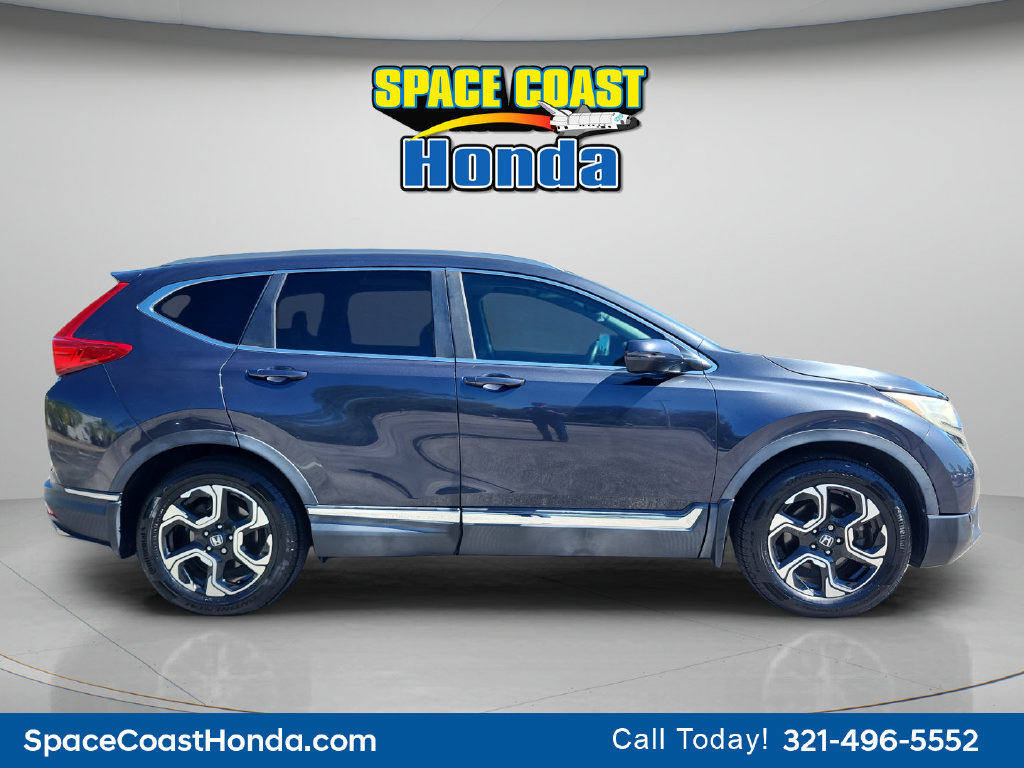 Used 2017 Honda CR-V Touring image 2