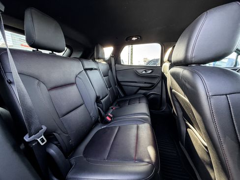 Used 2020 Chevrolet Blazer RS image 17