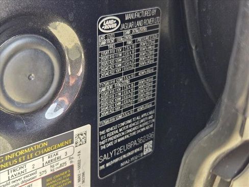 Certified 2023 Land Rover Range Rover Velar R-Dynamic S image 26