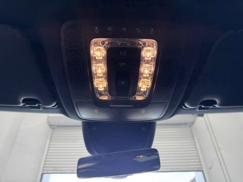 Used 2021 Mercedes-Benz GLE 350 4MATIC image 42