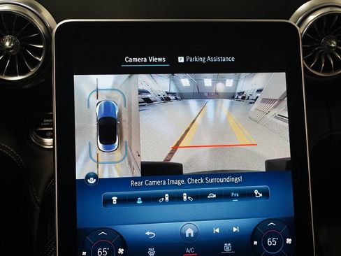 Used 2024 Mercedes-Benz SL 55 AMG 4MATIC w/ Driver Assistance Package image 29