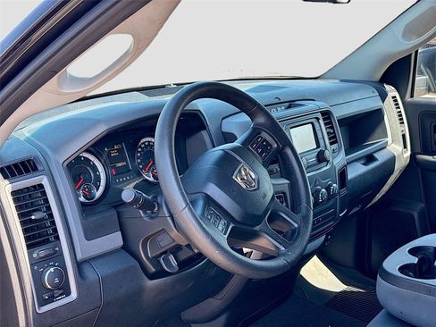 Used 2017 RAM 1500 Express AWD/4WD image 22