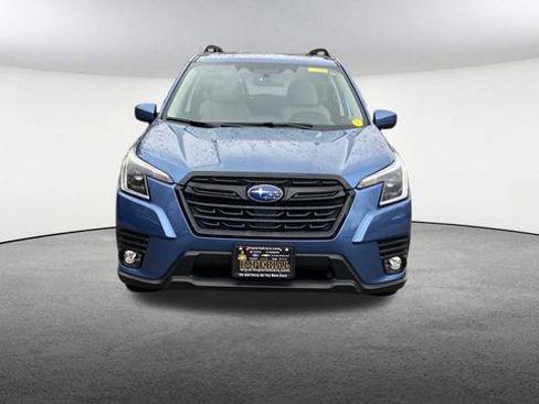 Certified 2024 Subaru Forester Premium AWD/4WD image 3