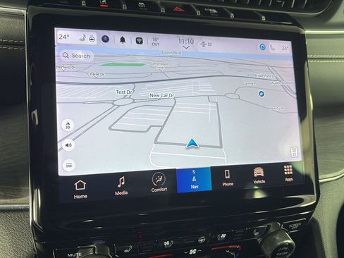 Used 2023 Jeep Grand Cherokee Overland w/ Luxury Tech Group IV image 33