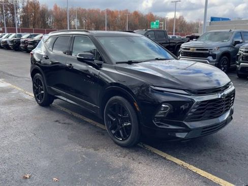 Used 2023 Chevrolet Blazer RS w/ LPO, Floor Liner Package image 2
