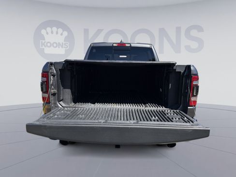 Used 2021 RAM 1500 Laramie AWD/4WD image 26