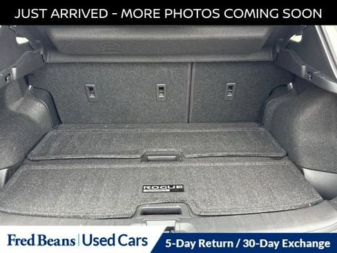 Certified 2022 Nissan Rogue Sport SV w/ Technology Package AWD/4WD image 8