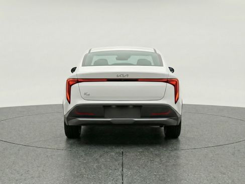 Used 2025 Kia K4 LXS image 7