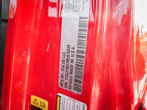 Used 2021 Jeep Gladiator Rubicon w/ LED Lighting Group image 33