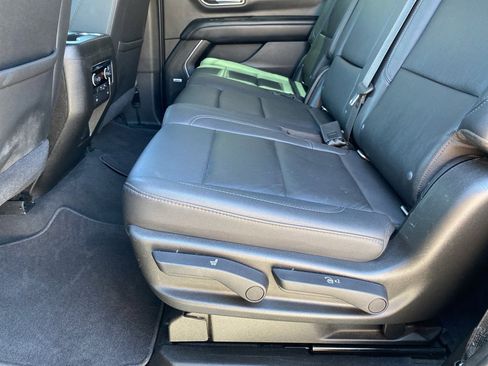 Used 2021 Chevrolet Tahoe LT image 19