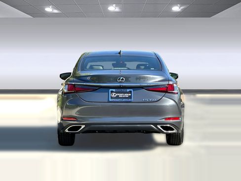 Certified 2025 Lexus ES 350 image 9