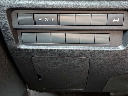 Used 2022 Mitsubishi Outlander SE AWD/4WD image 29