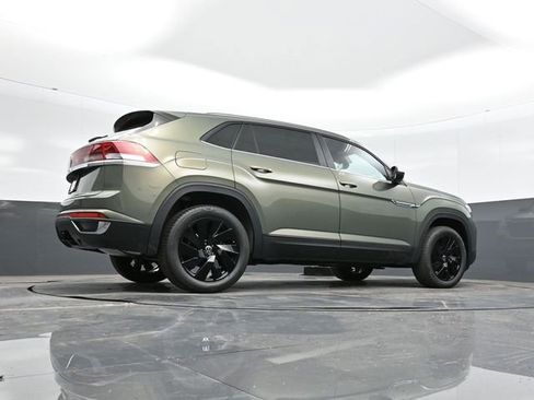 New 2026 Volkswagen Atlas Cross Sport SE image 30