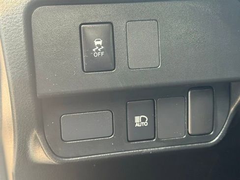 Used 2022 Toyota Tacoma SR image 23