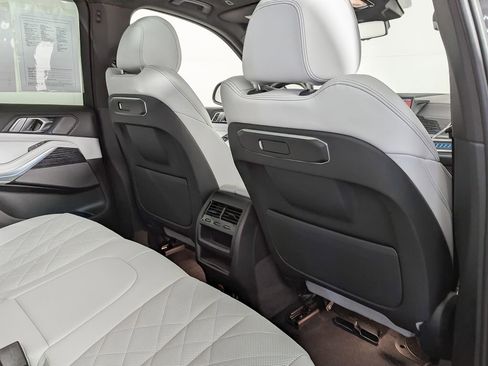 Certified 2024 BMW X5 xDrive40i w/ M Sport Package image 42