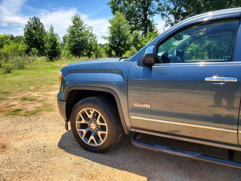 Used 2014 GMC Sierra 1500 SLE w/ All-Terrain Package AWD/4WD image 20