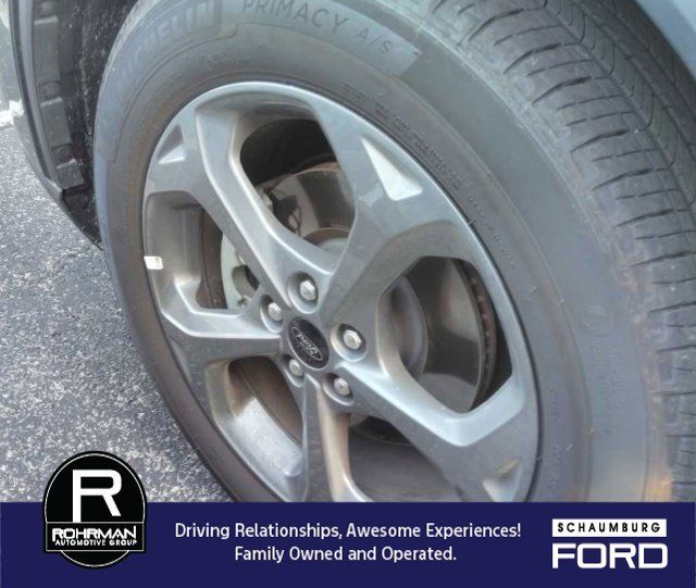 Used 2025 Ford Escape ST-Line Select AWD/4WD image 3