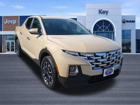 Used 2023 Hyundai Santa Cruz SE w/ Cargo Package AWD/4WD image 8
