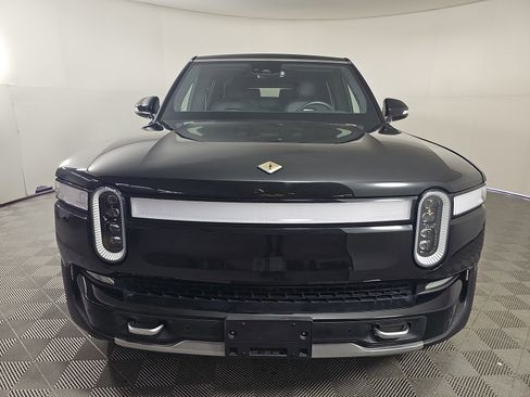Used 2022 Rivian R1S Launch Edition image 8