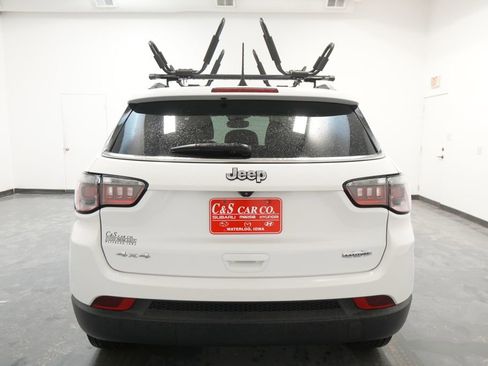 Used 2022 Jeep Compass Latitude w/ Convenience Group AWD/4WD image 8