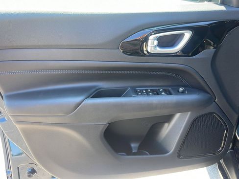 New 2026 Jeep Compass Limited AWD/4WD image 11
