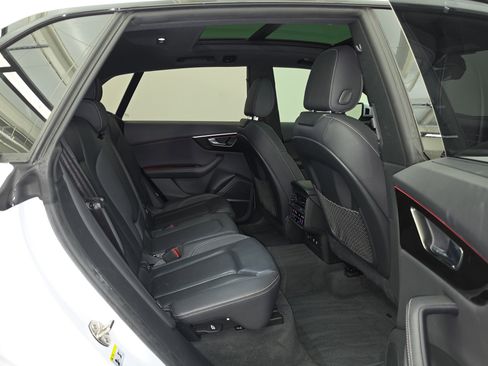 Used 2023 Audi Q8 Prestige AWD/4WD image 54