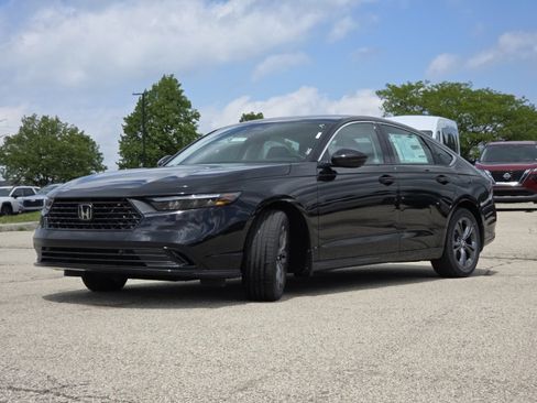 New 2026 Honda Accord EX-L image 17
