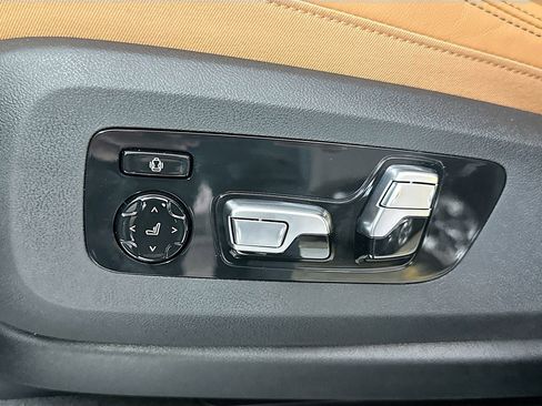 New 2026 BMW X7 xDrive40i image 19