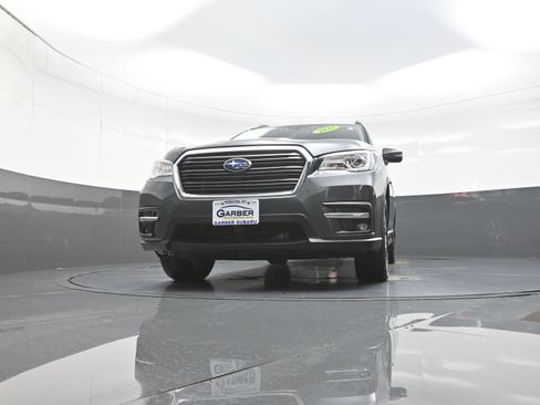 Used 2022 Subaru Ascent Limited image 10