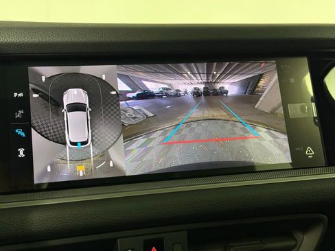 New 2026 Porsche Cayenne image 32