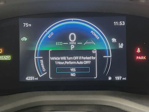 Used 2025 Toyota Camry LE image 22