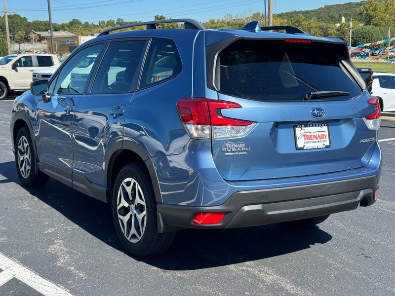 Used 2020 Subaru Forester Premium AWD/4WD image 6