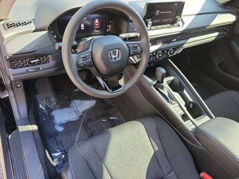 Used 2024 Honda Accord EX image 20