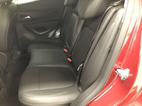 Used 2019 Buick Encore Preferred FWD image 19