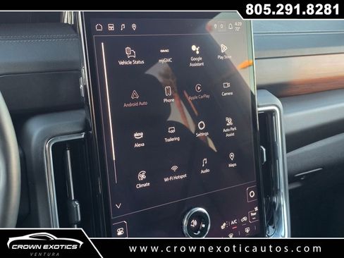 Used 2025 GMC Yukon XL Denali image 40