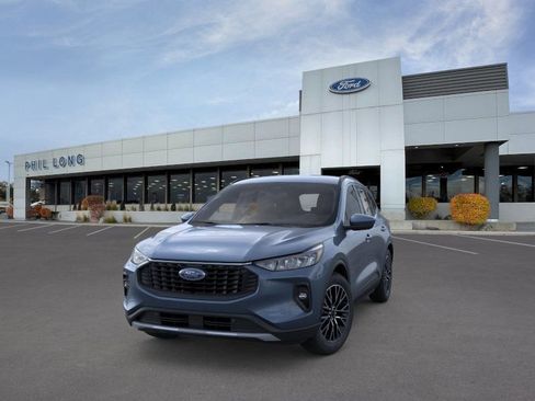 New 2026 Ford Escape SE FWD image 2