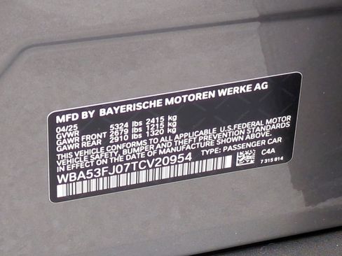 Certified 2026 BMW 530i xDrive w/ Premium Package image 32