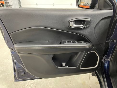 Used 2019 Jeep Compass Latitude w/ Popular Equipment Group image 13