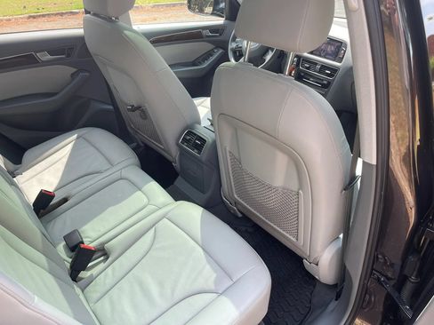 Used 2017 Audi Q5 2.0T Premium AWD/4WD image 13