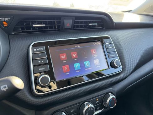 Used 2025 Nissan Kicks Play S image 22