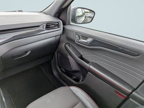 Used 2023 Ford Escape ST-Line w/ Tech Pack #1 FWD image 16