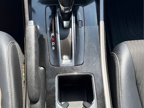 Used 2016 Honda Accord Sport image 22
