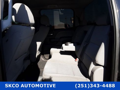 Used 2018 Chevrolet Silverado 1500 Custom image 14